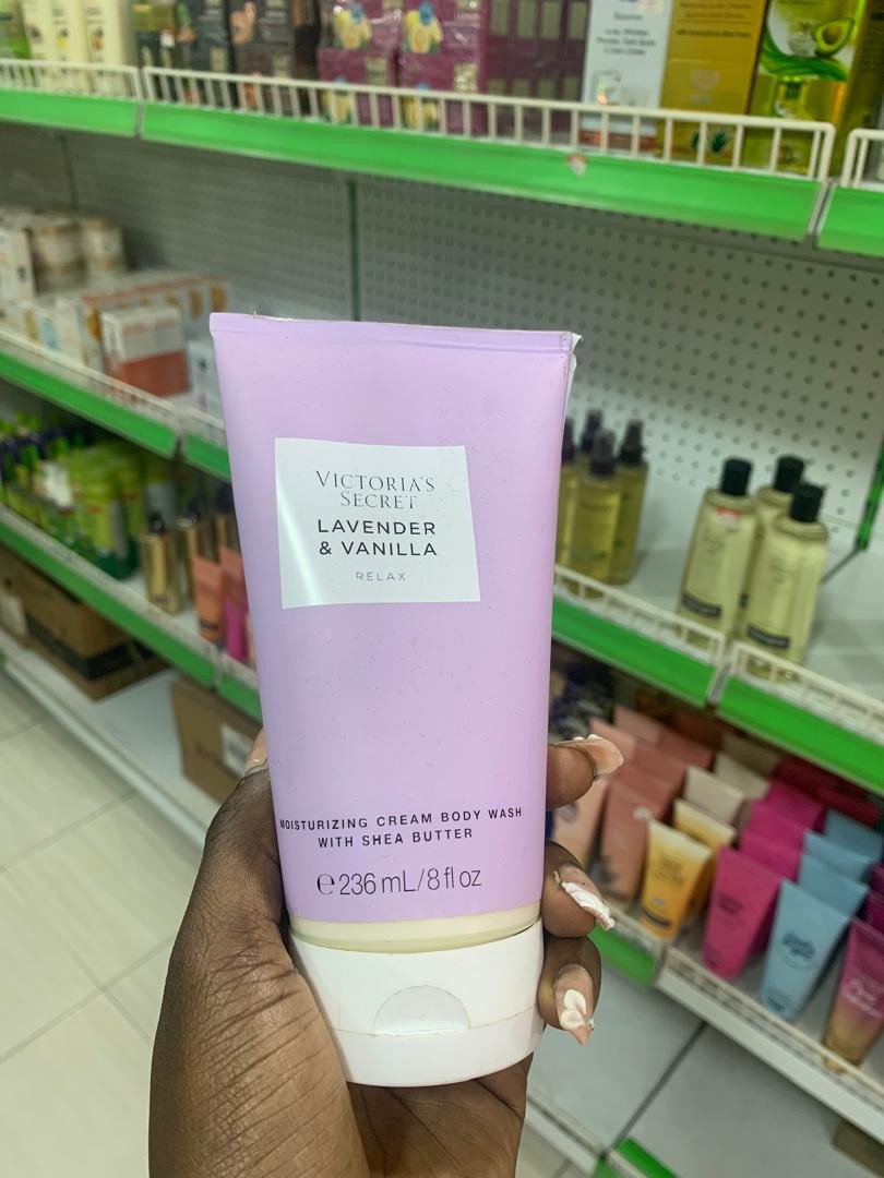 Victoria's Secret Lavenda & Vanilla Moisture Cream Body Wash